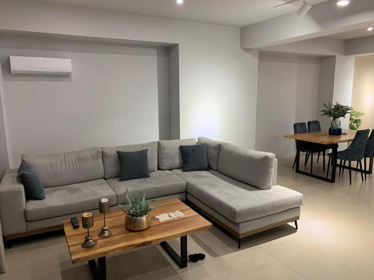 Central Urban Luxury Sea View Apt Since 2009 إرابيترا المظهر الخارجي الصورة